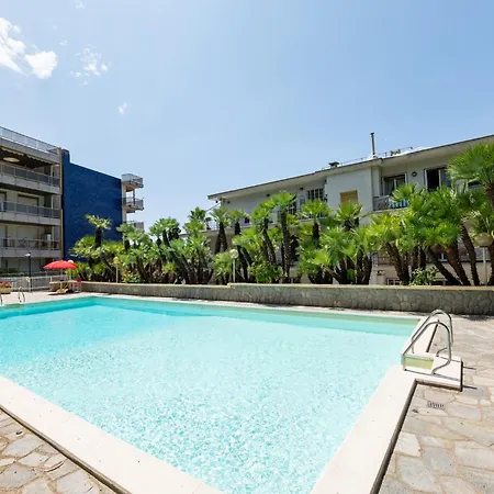 Guesthost - Modern Escape With Pool & Sunny Terrace Sanremo