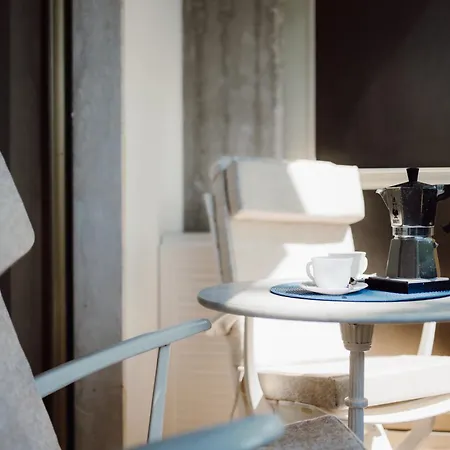 דירה Guesthost - Modern Escape With Pool & Sunny Terrace *