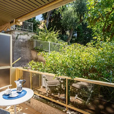 Guesthost - Modern Escape With Pool & Sunny Terrace San Remo