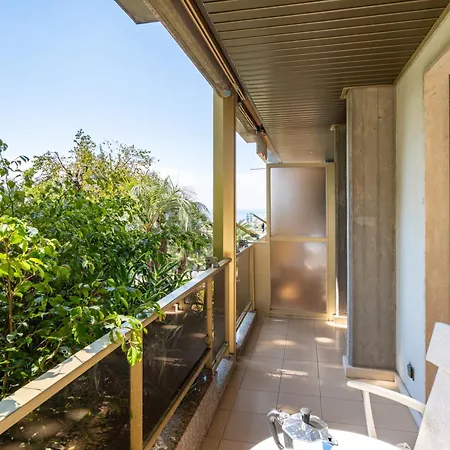 Lägenhet Guesthost - Modern Escape With Pool & Sunny Terrace *